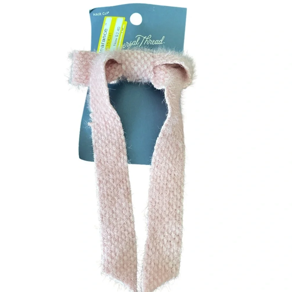Wild Fable and Universal Thread Hair Bows